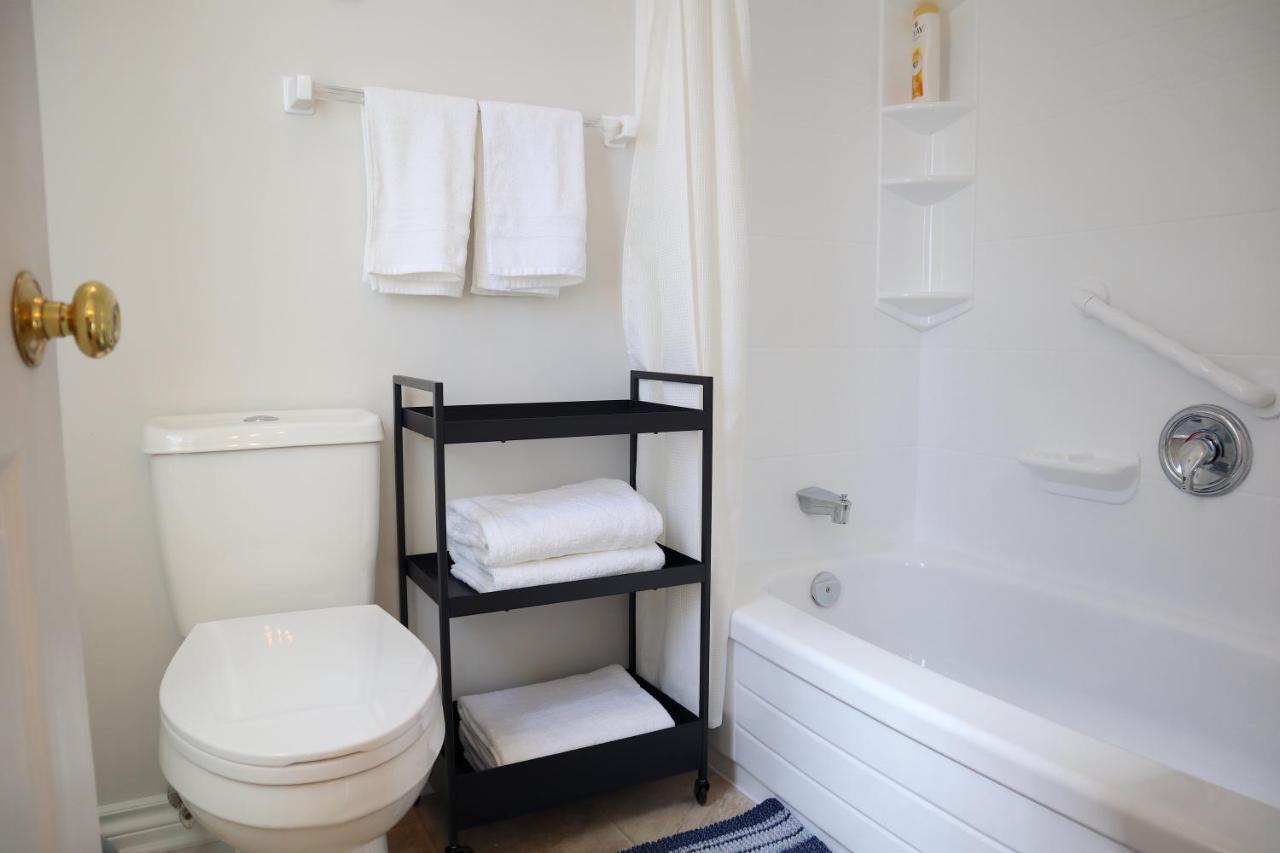The Promenade Cottage License # 002-2023 Ниагара-он-те-Лейк Экстерьер фото